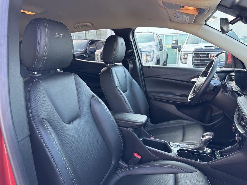 Used 2024 Buick Encore GX Sport Touring image 20