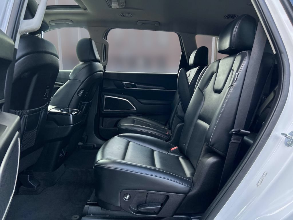 Used 2025 Kia Telluride S AWD/4WD image 21