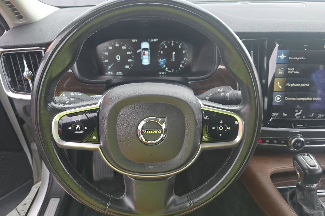 Used 2018 Volvo S90 T5 Momentum AWD/4WD image 11
