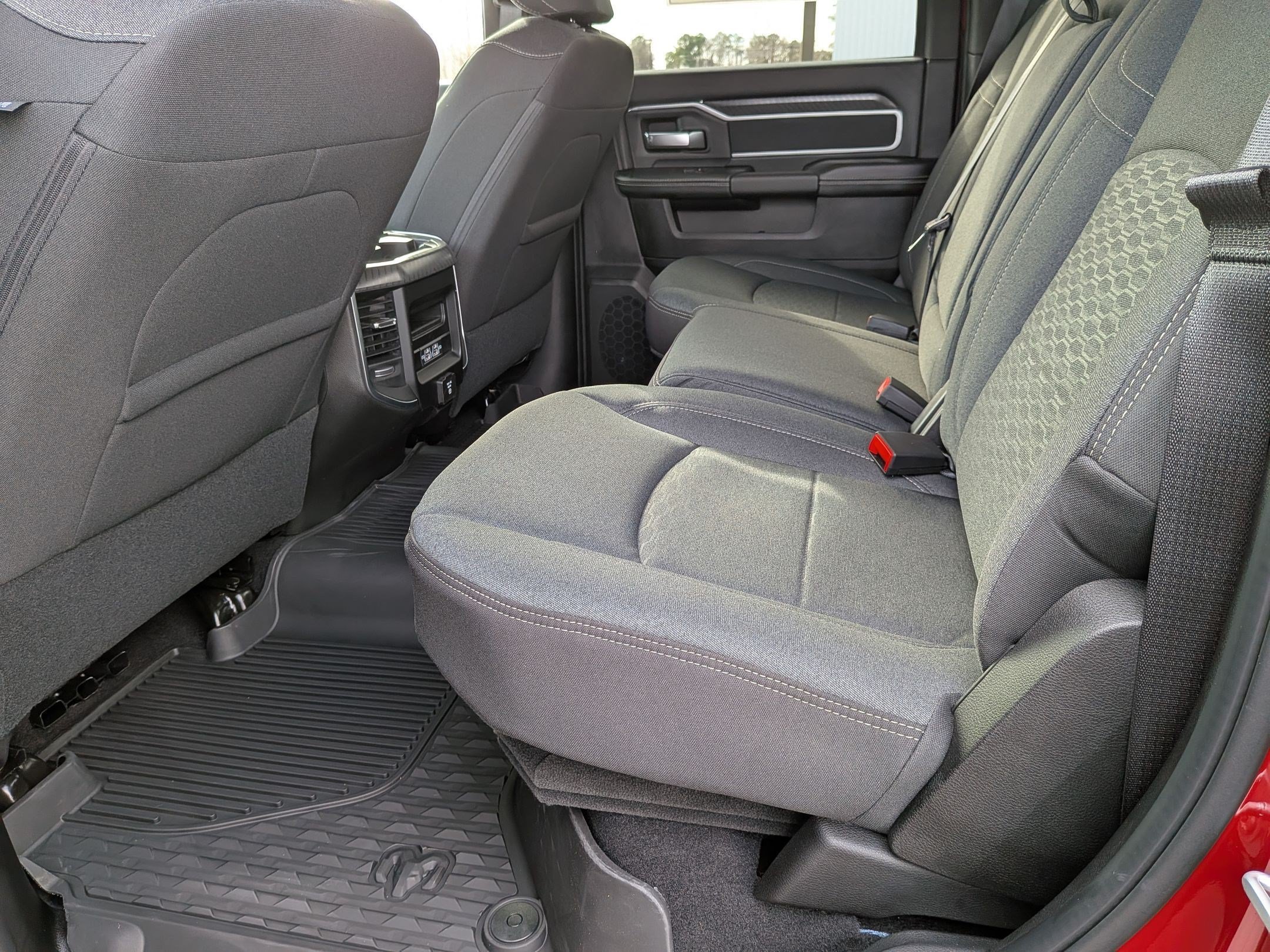 New 2026 RAM 2500 Big Horn AWD/4WD image 26