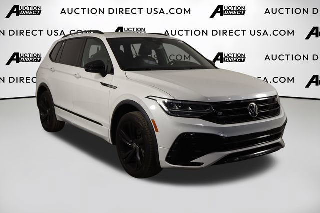 Used 2023 Volkswagen Tiguan SE R-Line FWD image 38