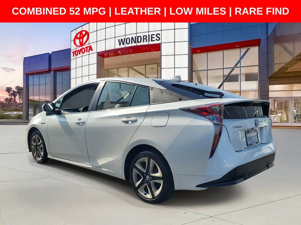 Used 2016 Toyota Prius Four Touring FWD image 5