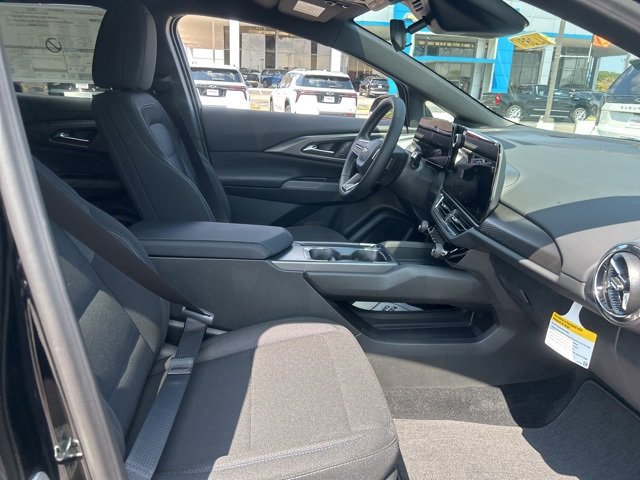 New 2026 Chevrolet Equinox EV LT image 31