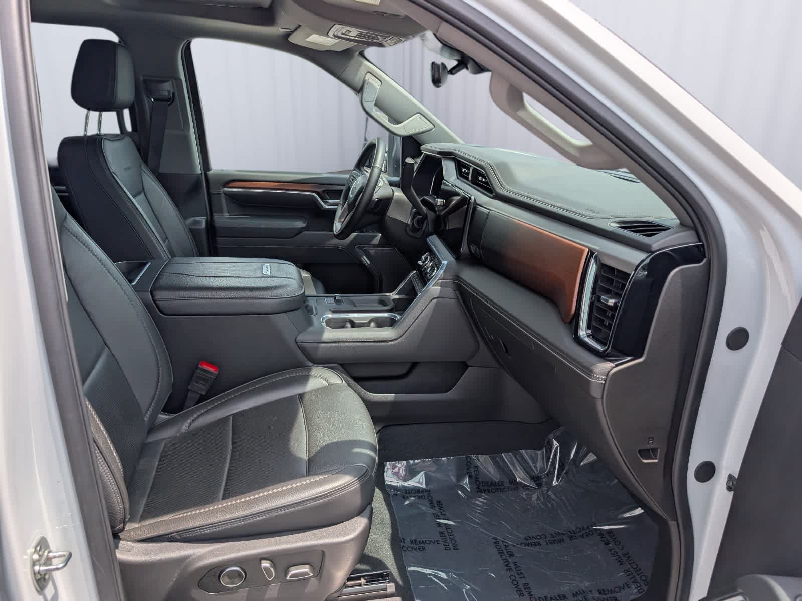 Certified 2025 GMC Sierra 2500 Denali w/ Denali Reserve Package AWD/4WD image 10