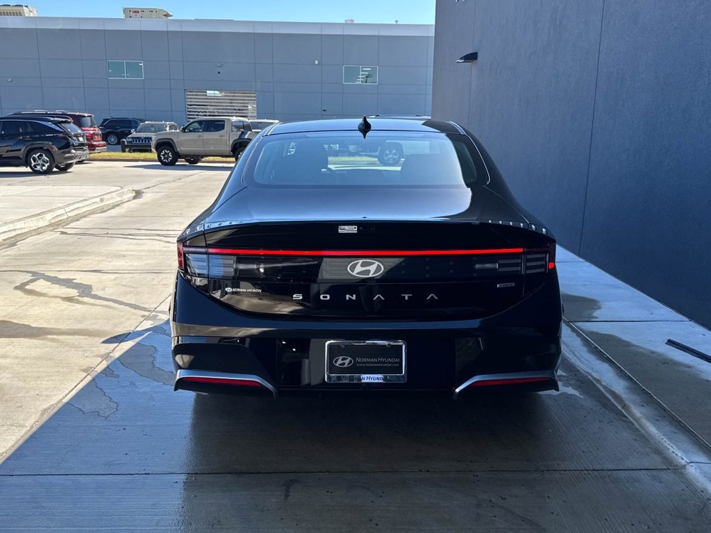 New 2025 Hyundai Sonata SEL image 22