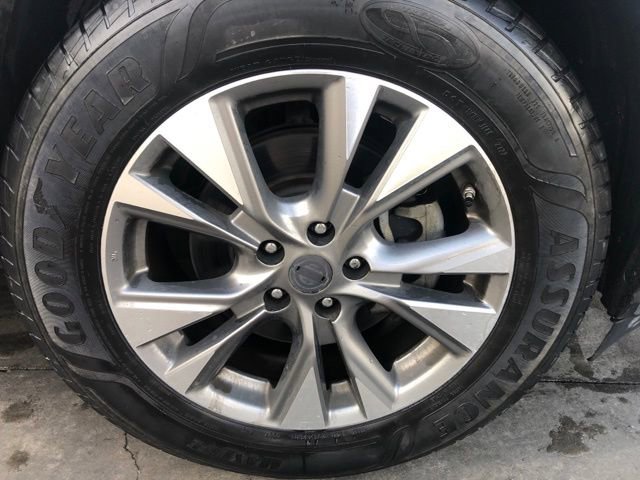 Used 2018 Nissan Murano SV image 17