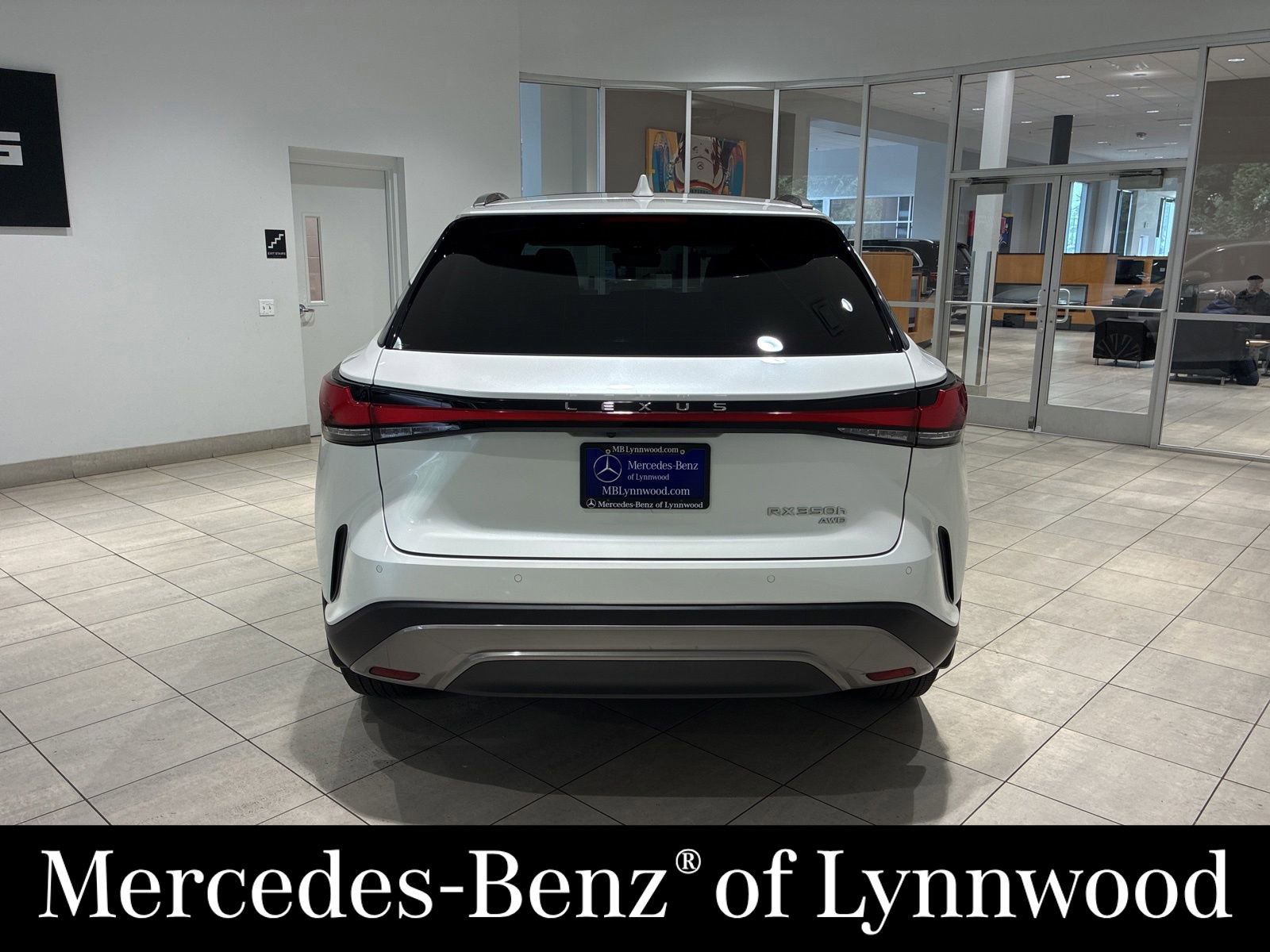 Used 2023 Lexus RX 350 w/ Cold Area Package AWD/4WD image 4