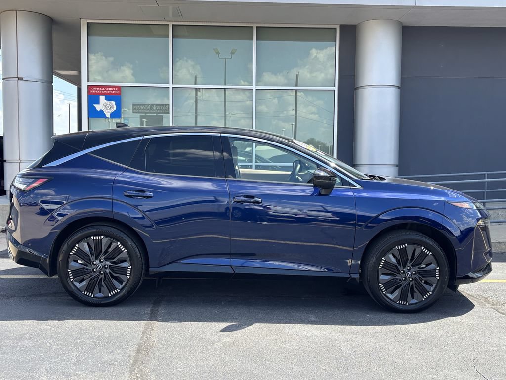 Used 2025 Nissan Murano Platinum w/ Cargo Package AWD/4WD image 2