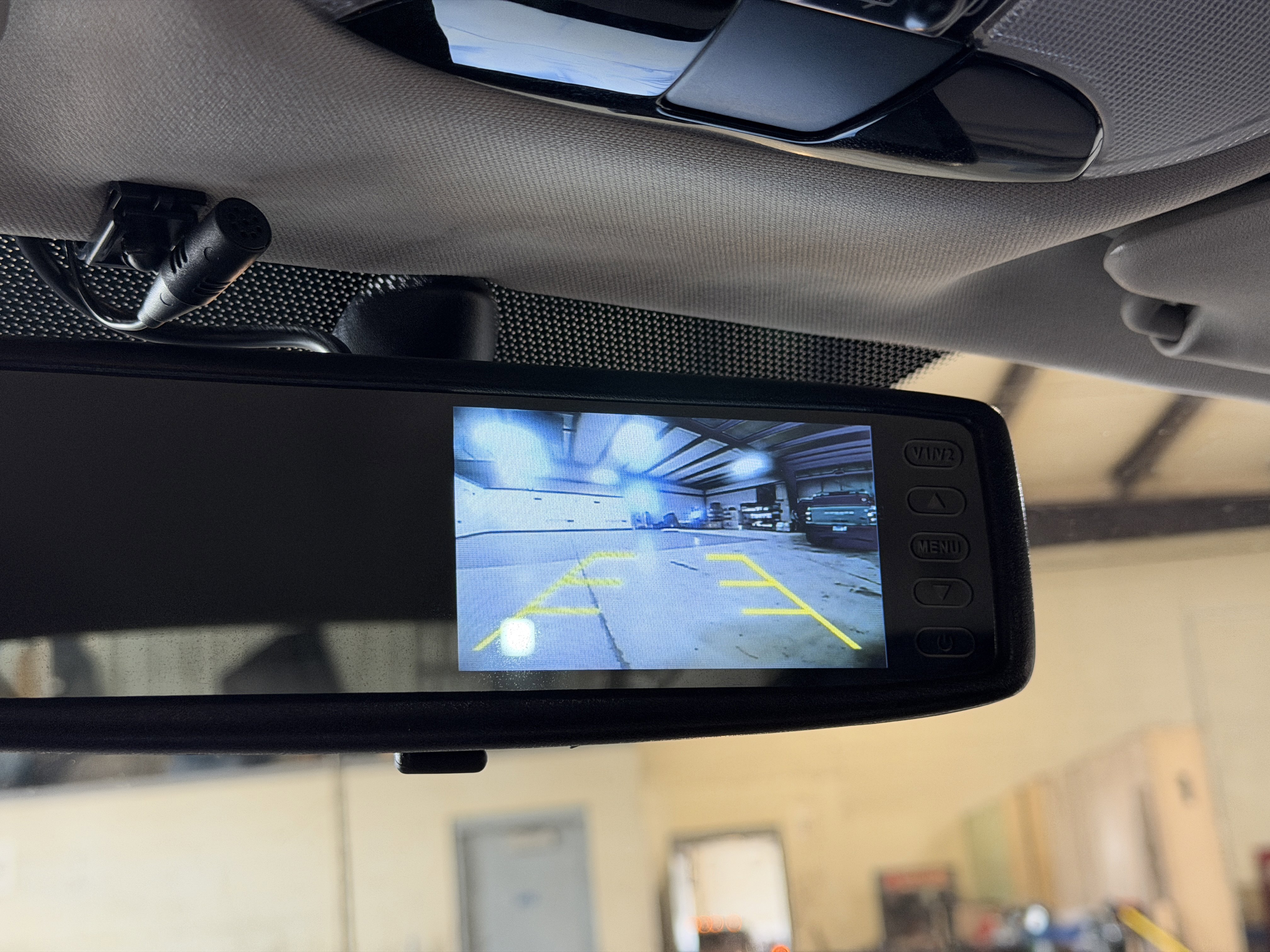 Used 2007 Chrysler Crossfire Coupe image 6