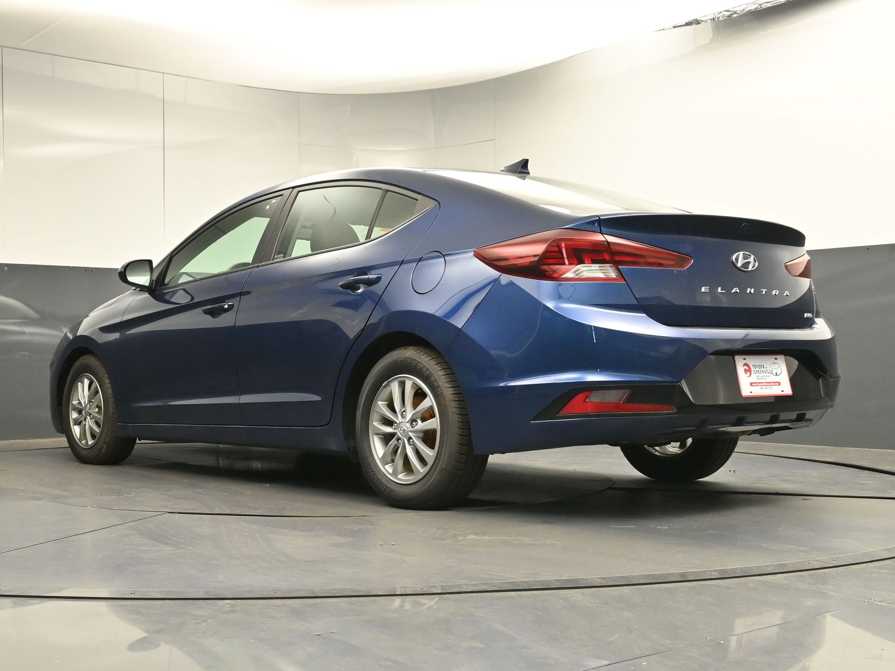 Used 2020 Hyundai Elantra ECO image 28