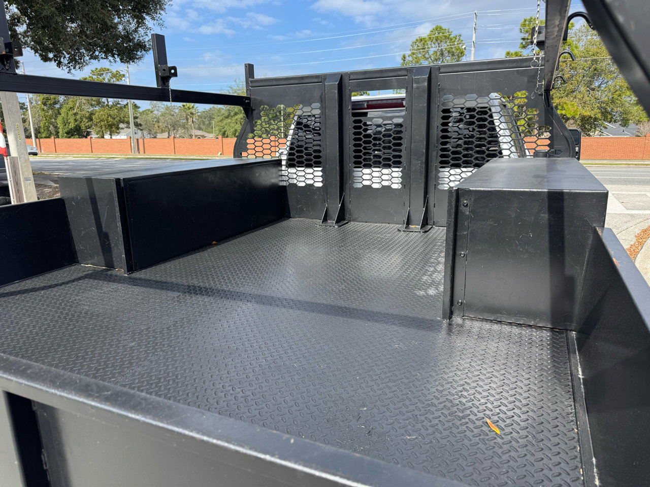 Used 2021 GMC Sierra 3500 2WD Crew Cab w/ Convenience Package image 17