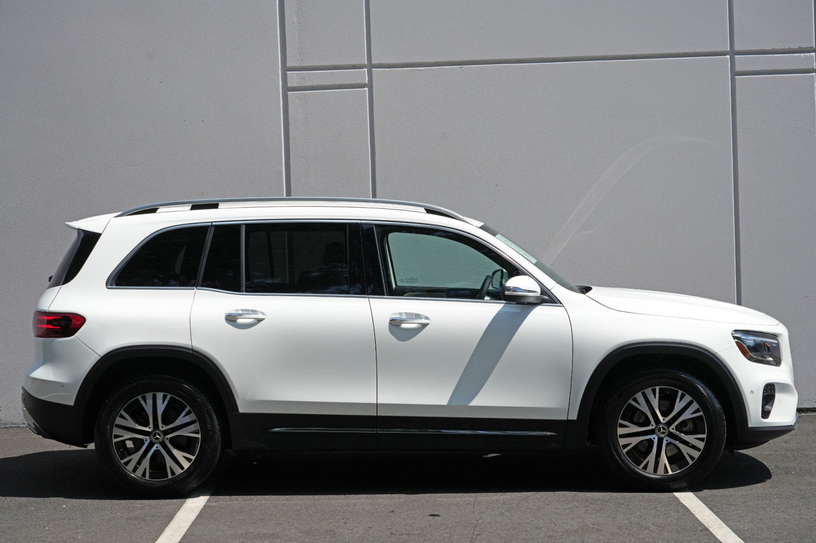 Used 2025 Mercedes-Benz GLB 250 image 53