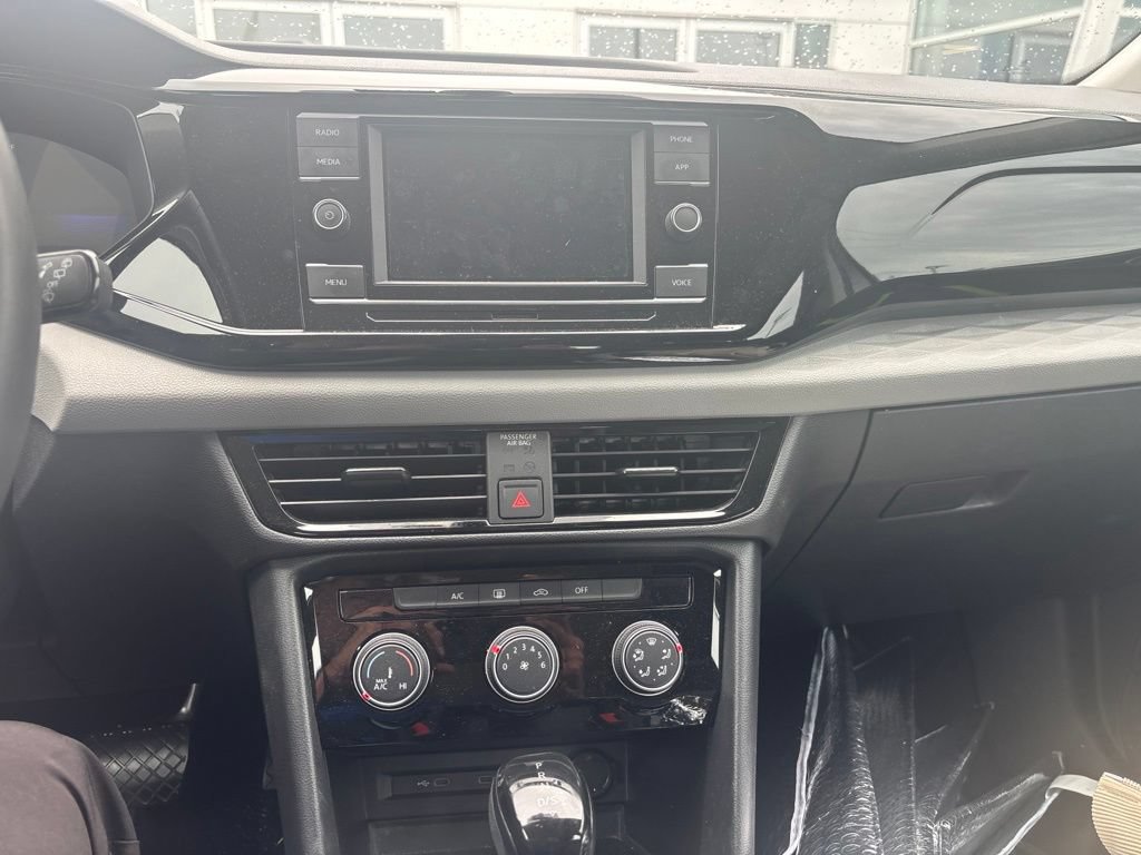 Certified 2023 Volkswagen Taos S FWD image 4