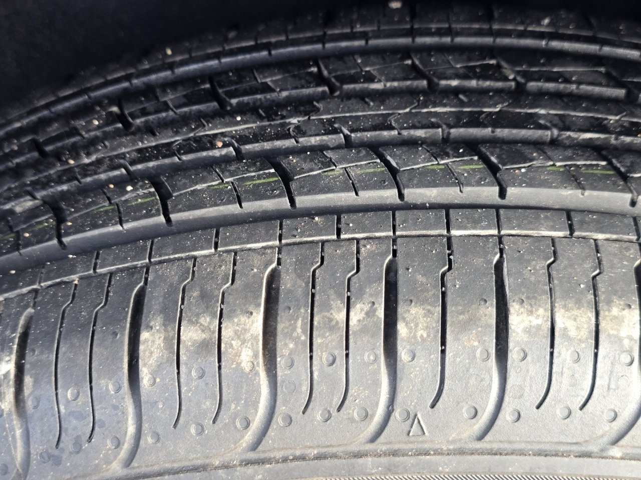 Used 2022 Toyota RAV4 LE image 11