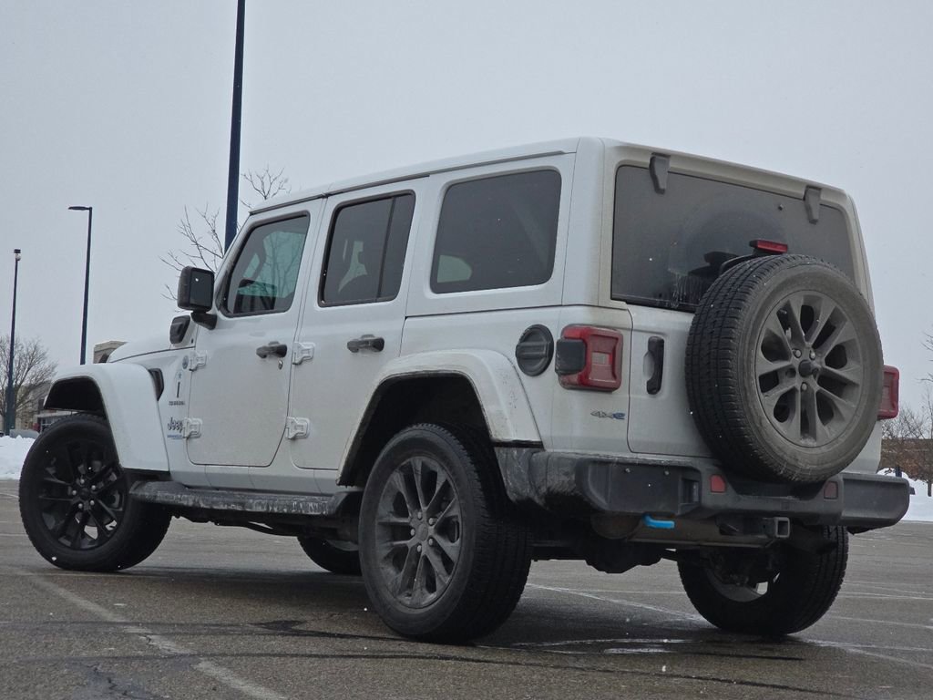 Used 2022 Jeep Wrangler Unlimited Sahara image 15