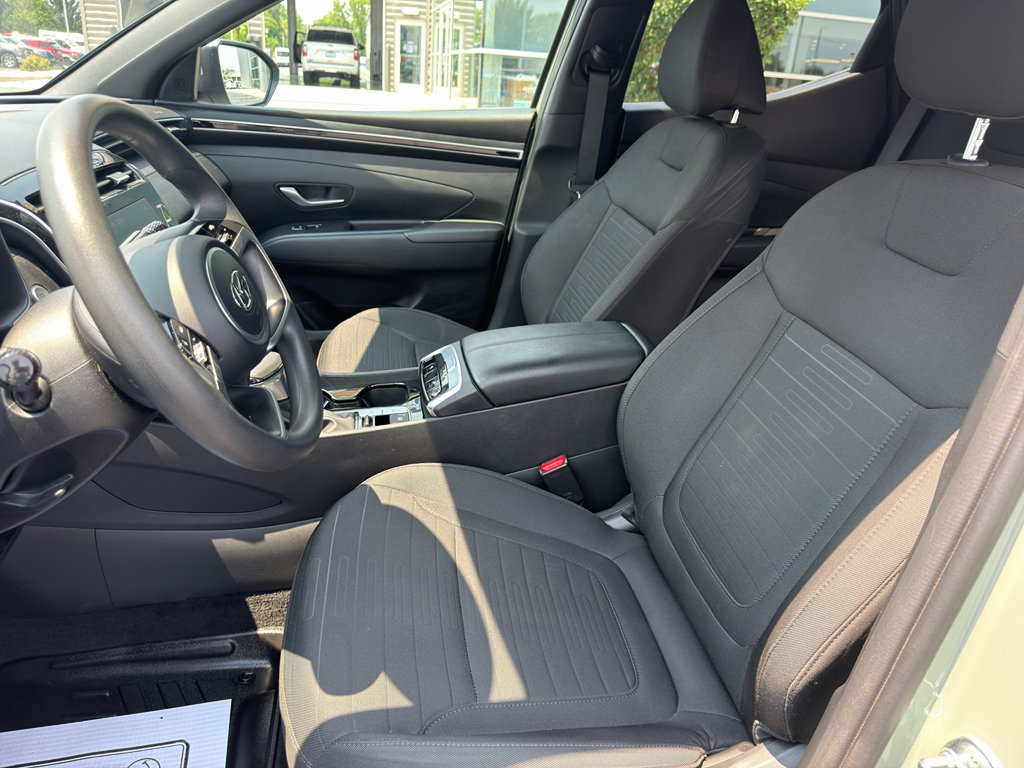 Used 2023 Hyundai Santa Cruz SEL AWD/4WD image 16