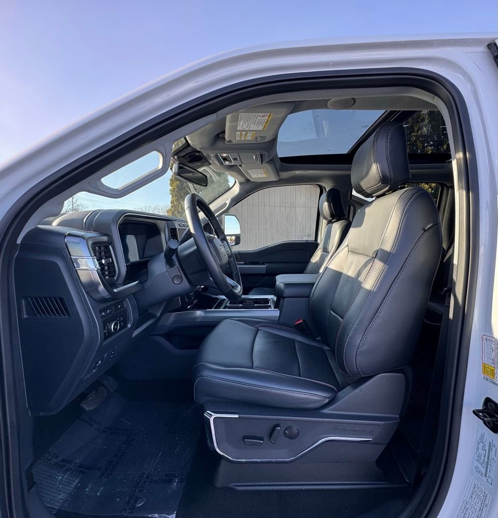 Used 2024 Ford F250 Lariat w/ Lariat Ultimate Package image 18
