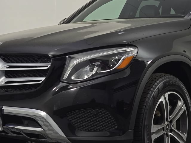 Used 2019 Mercedes-Benz GLC 300 4MATIC image 12