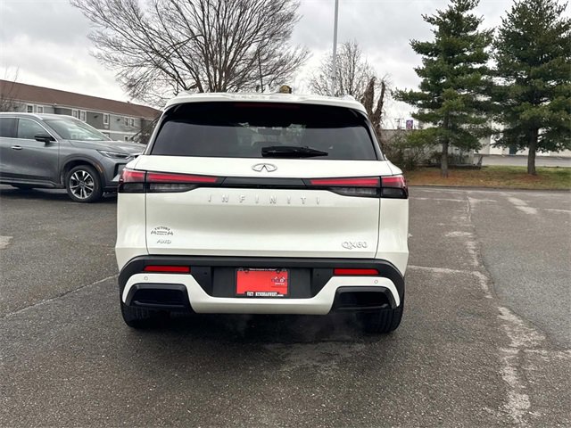 Used 2024 INFINITI QX60 Luxe image 6