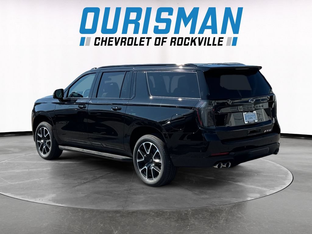 New 2026 Chevrolet Suburban RST w/ RST Capability Package AWD/4WD image 4