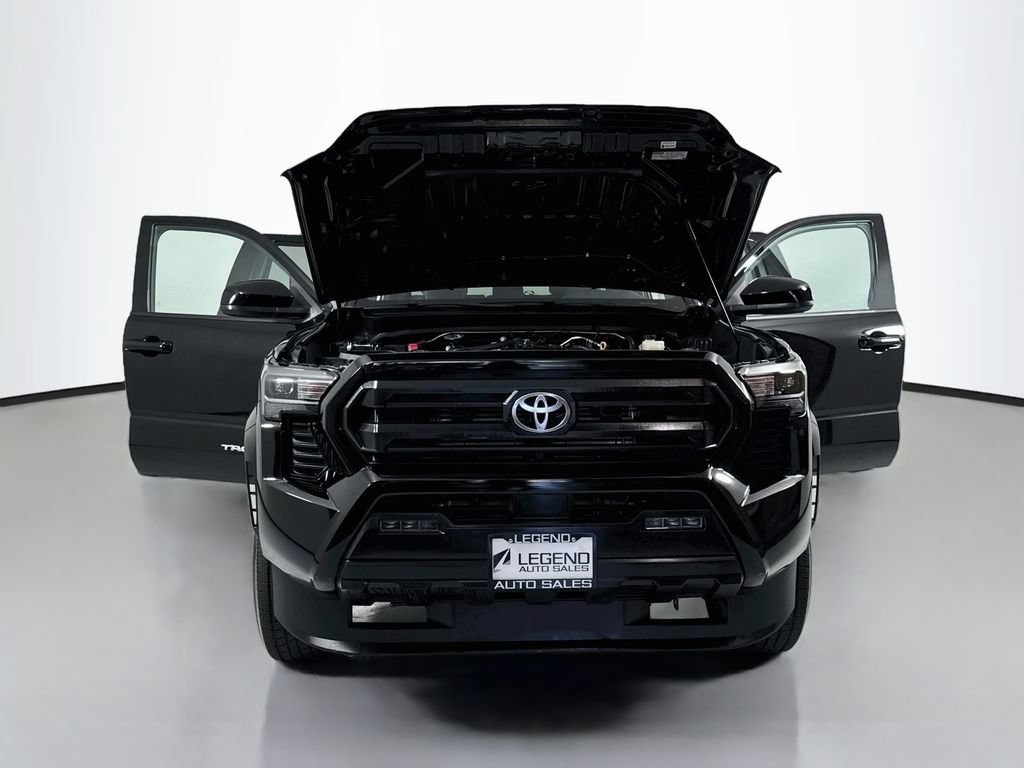 Used 2025 Toyota Tacoma SR5 RWD image 20