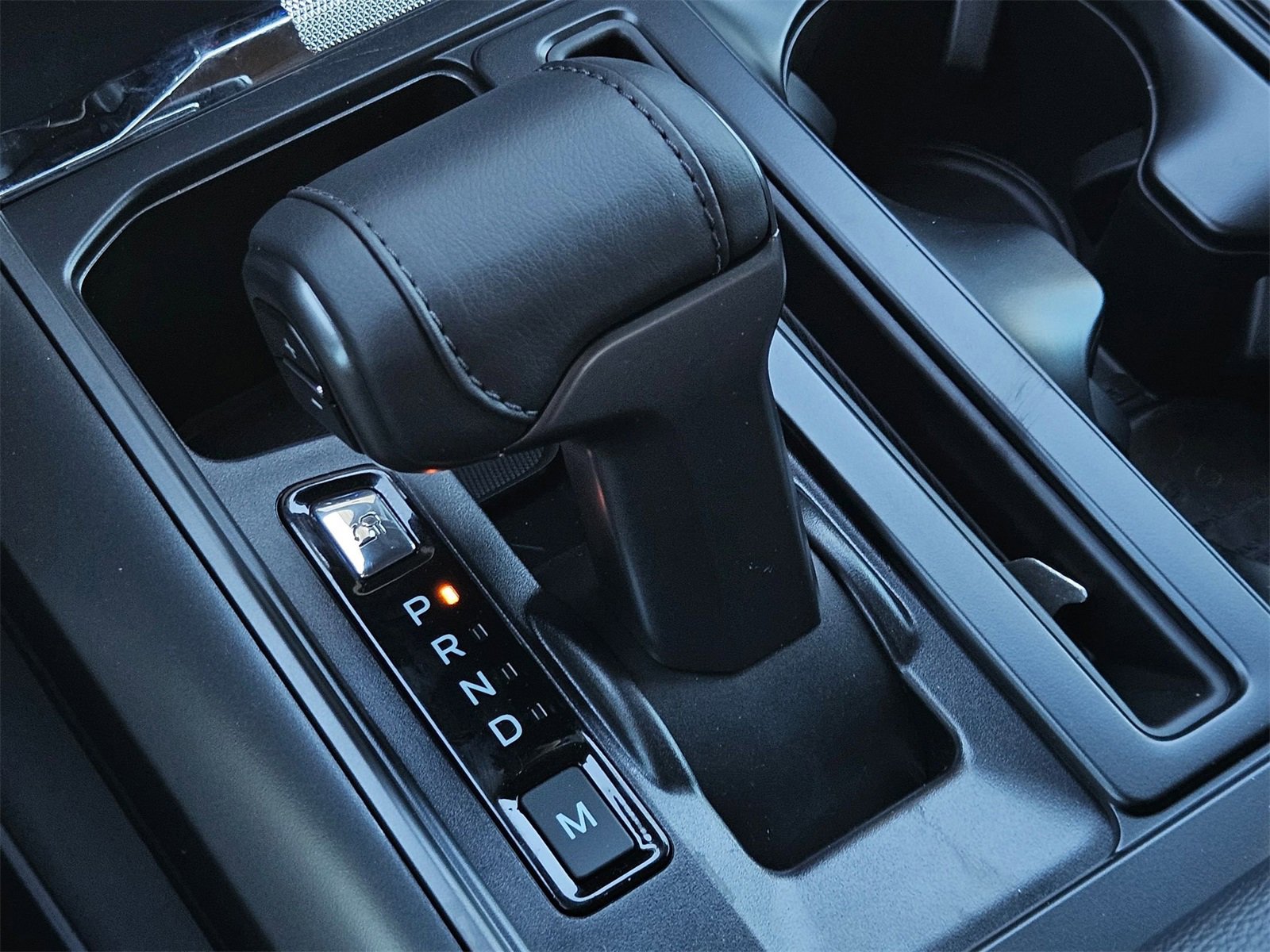 New 2025 Ford F150 Lariat w/ Equipment Group 502A High image 15