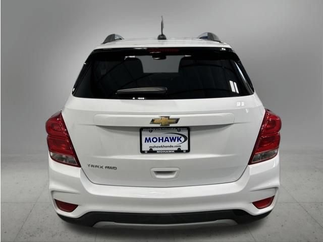 Used 2021 Chevrolet Trax LT w/ LT Convenience Package AWD/4WD image 4