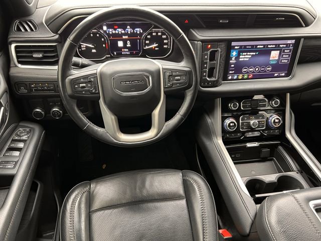 Used 2021 GMC Yukon Denali w/ Denali Premium Package image 11