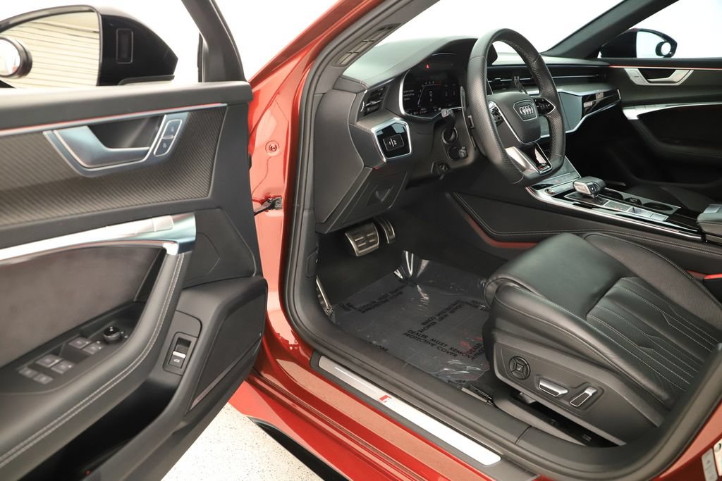 Used 2024 Audi RS 6 performance w/ Black Optic Package AWD/4WD image 14