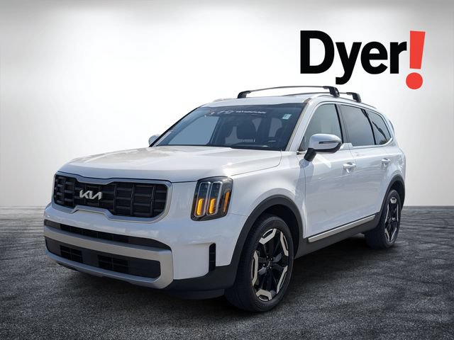 Certified 2024 Kia Telluride S w/ S Sunroof Package FWD image 9