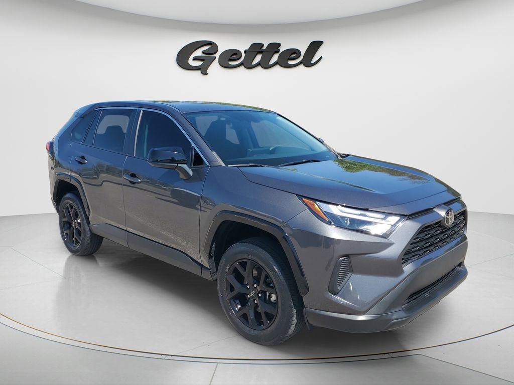 Used 2023 Toyota RAV4 LE image 2