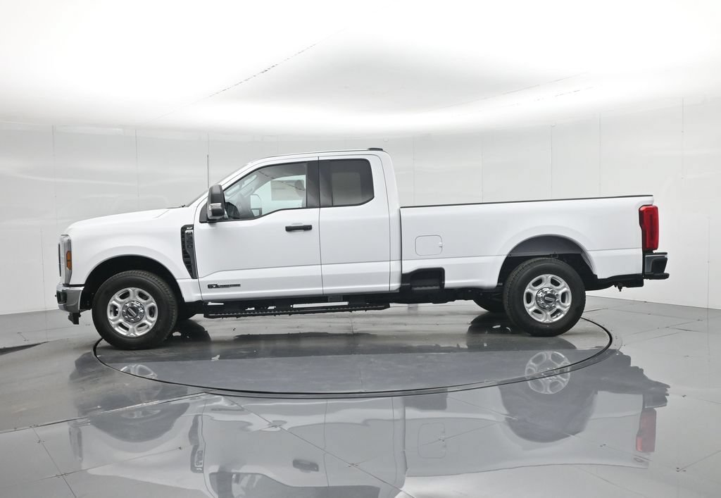 New 2026 Ford F350 XLT RWD image 29
