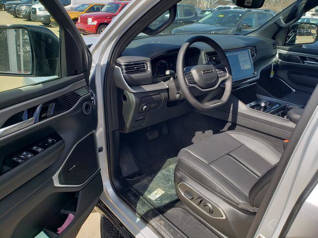 New 2026 Jeep Grand Wagoneer Limited AWD/4WD image 6