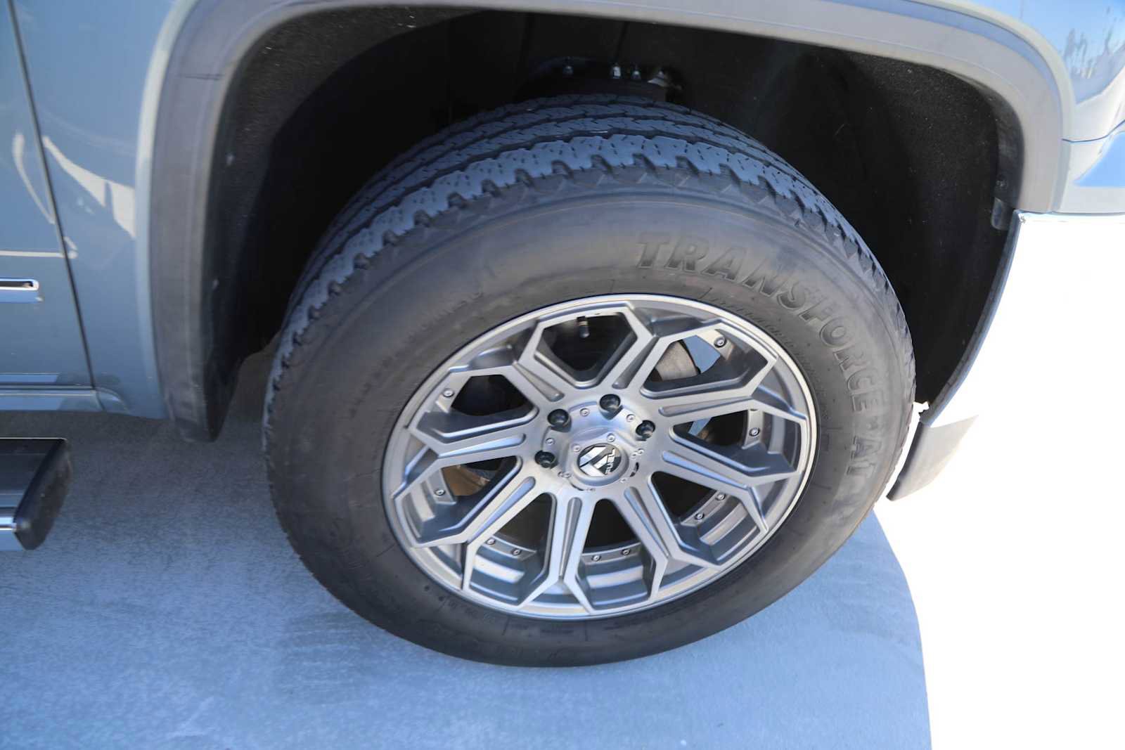 Used 2016 GMC Sierra 1500 SLT w/ SLT Premium Package image 13