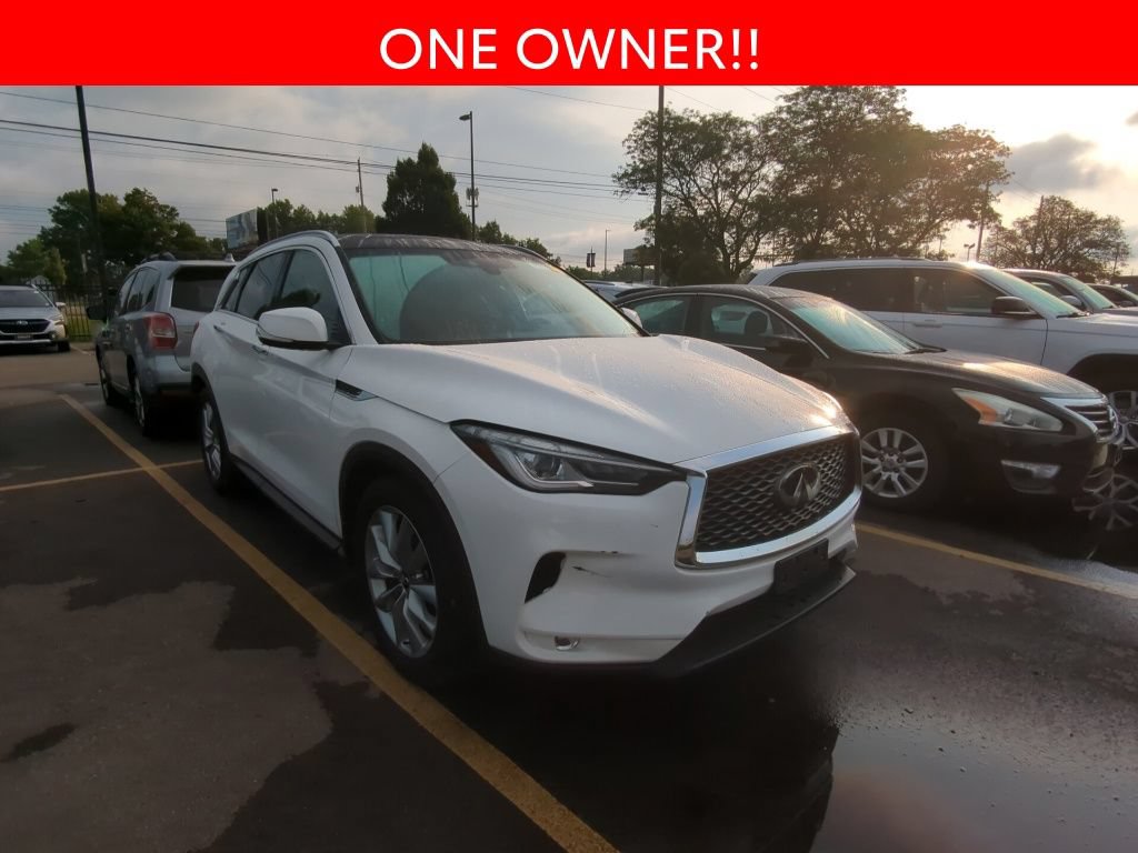 Used 2022 INFINITI QX50 Luxe AWD/4WD image 3