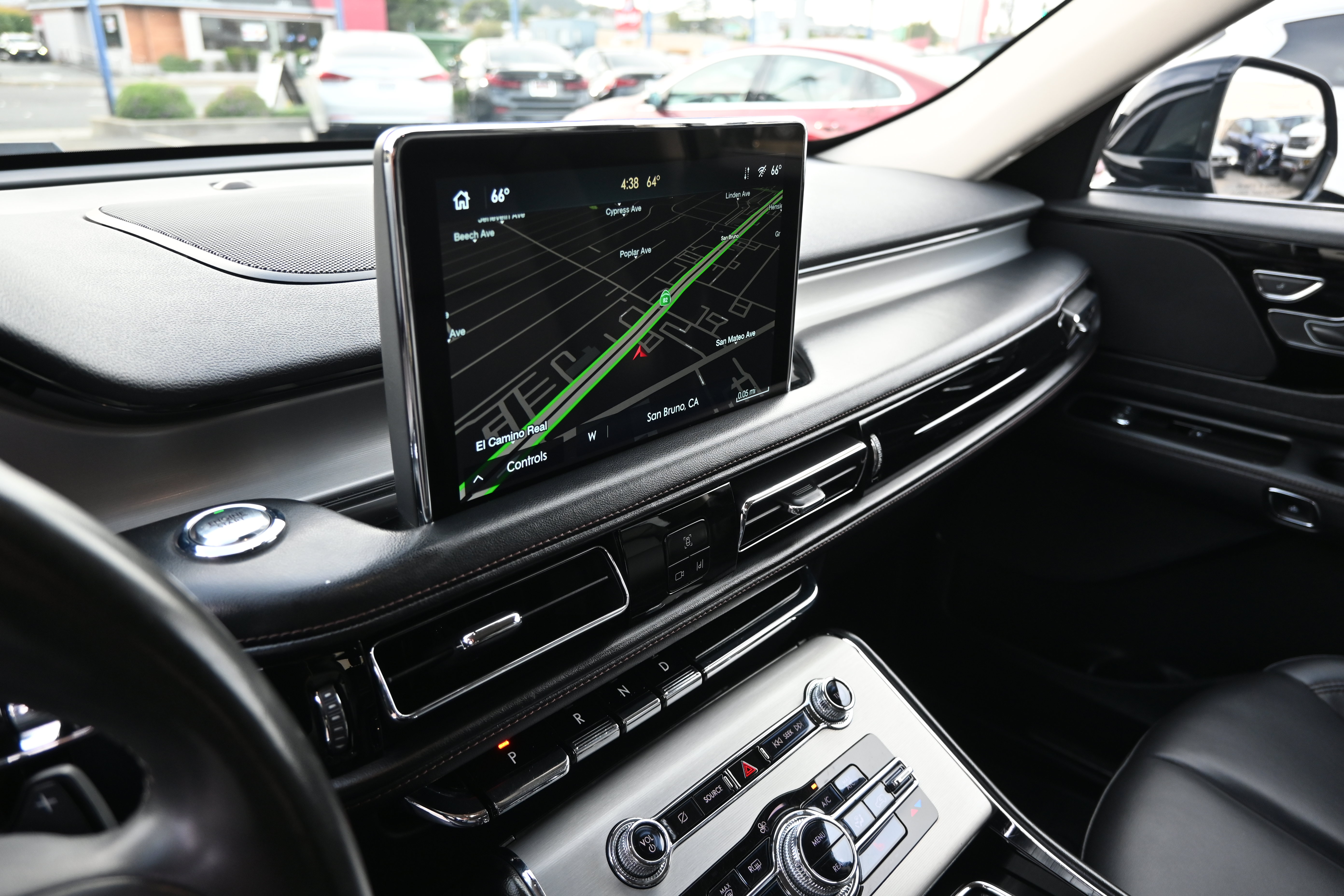 Used 2022 Lincoln Aviator 2WD image 38