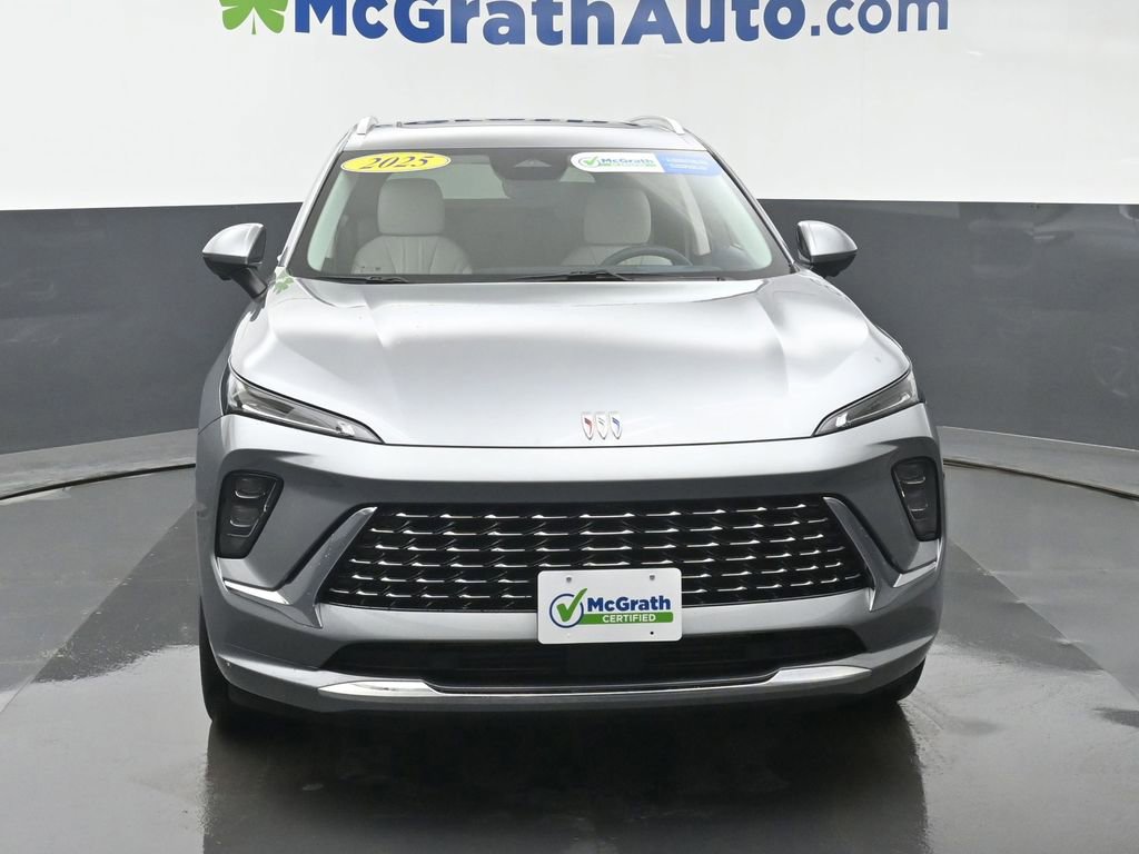 Used 2025 Buick Envision Avenir image 4