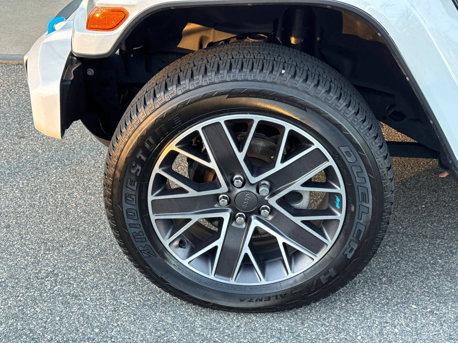 Used 2023 Jeep Wrangler Unlimited Sahara image 10