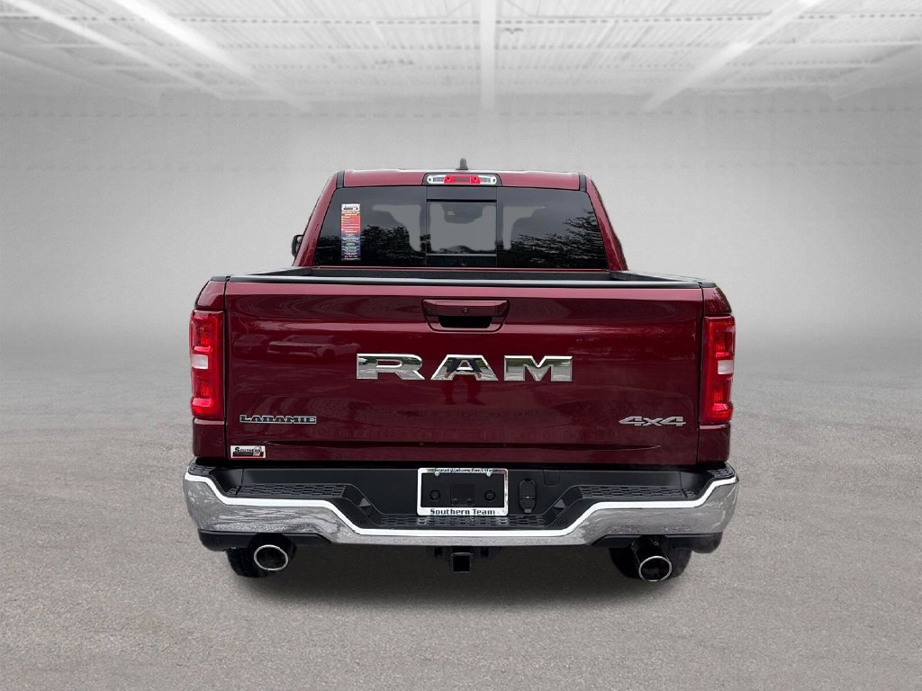 Used 2025 RAM 1500 Laramie AWD/4WD image 5