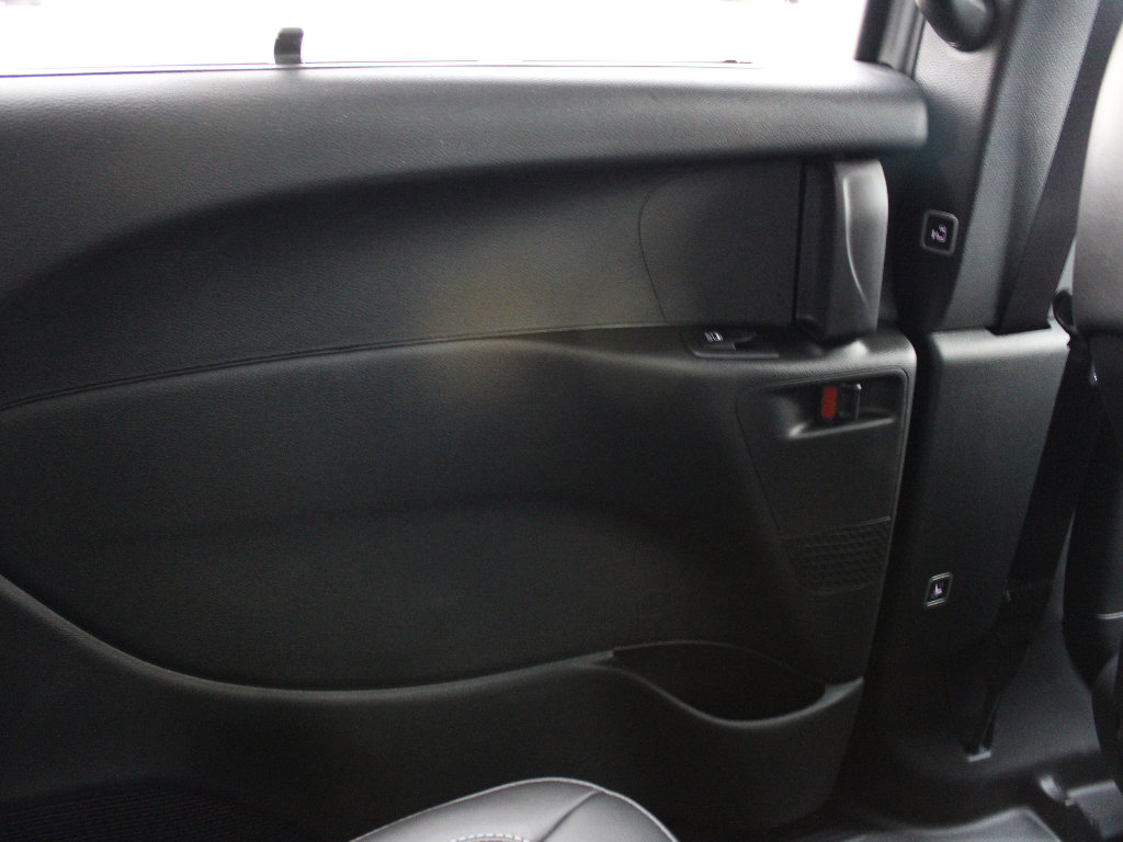 New 2026 Chrysler Pacifica Select image 32