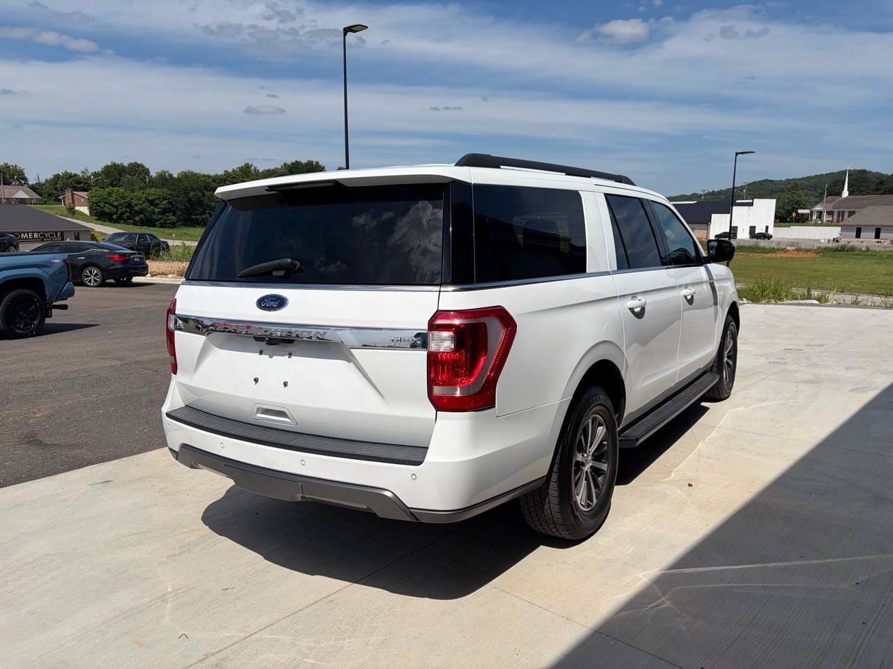 Used 2021 Ford Expedition Max XL AWD/4WD image 5