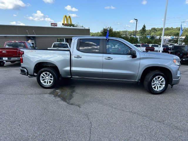 Used 2026 Chevrolet Silverado 1500 RST AWD/4WD image 2