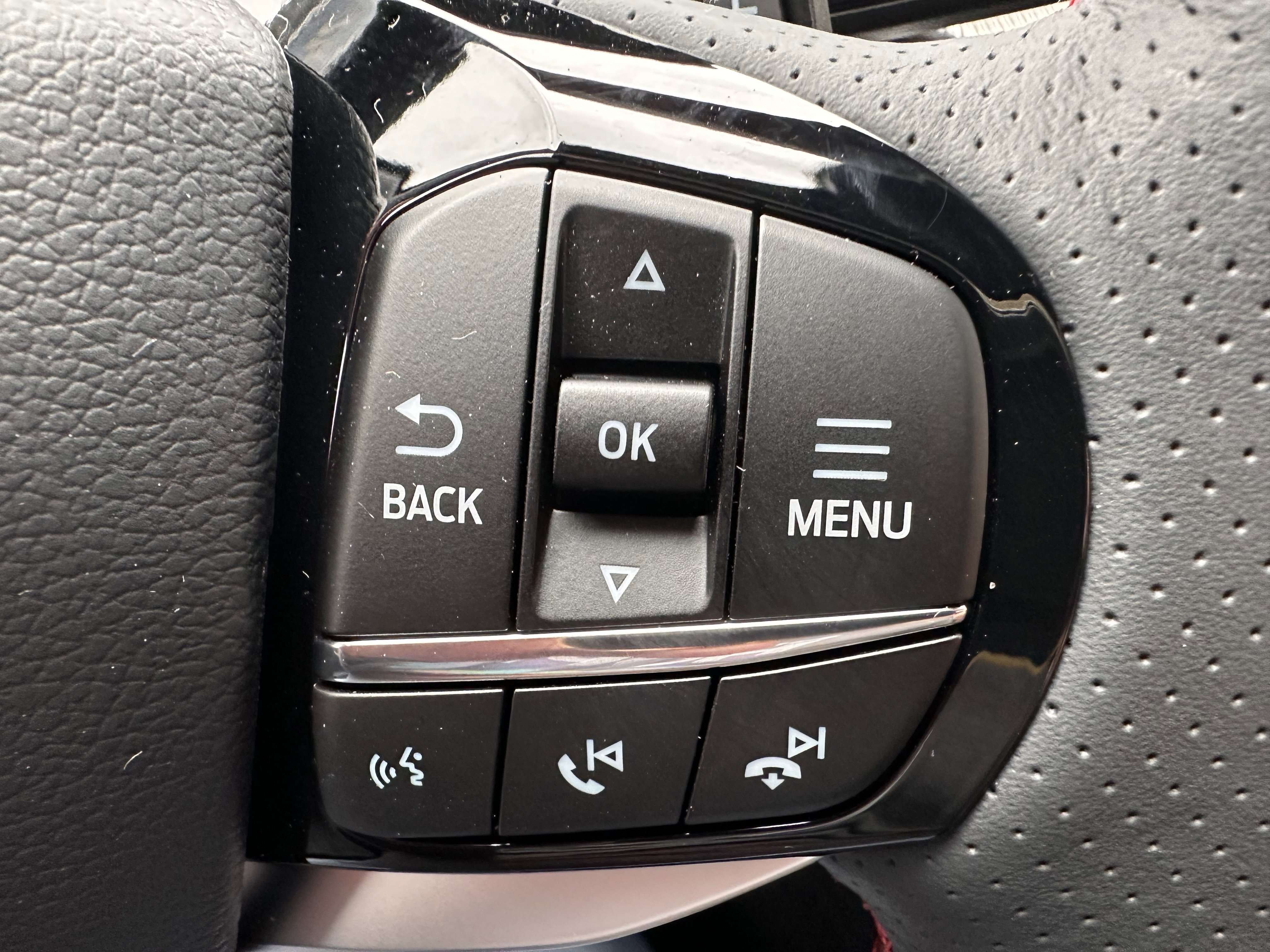 New 2026 Ford Explorer ST w/ Sun And Sound Package image 22
