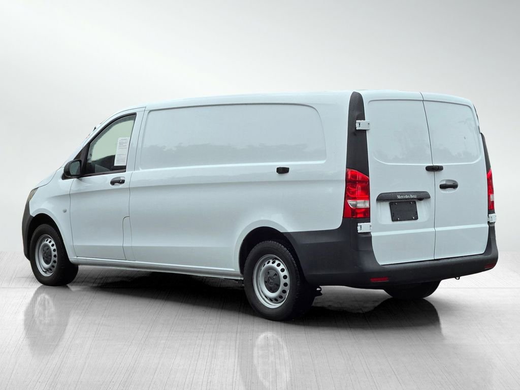 Used 2023 Mercedes-Benz Metris image 7