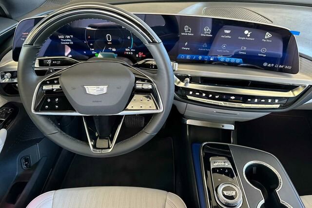 New 2026 Cadillac Lyriq Sport w/ LPO, Floor Liner Package image 14