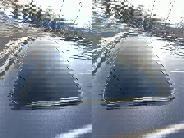 Used 2022 Toyota Sienna XSE image 6