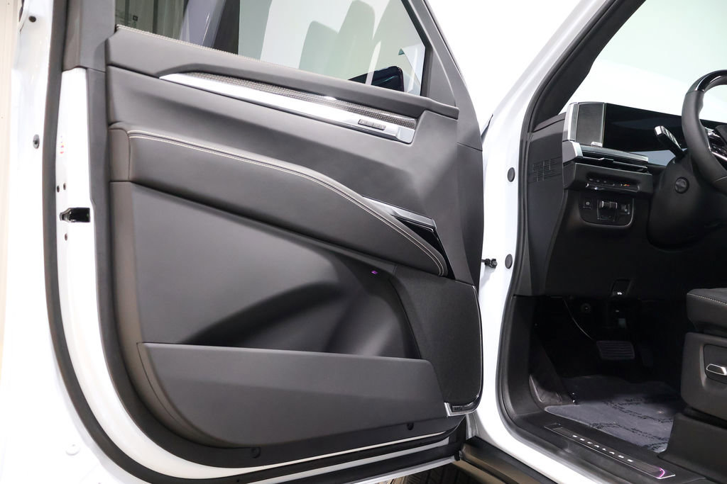 Used 2026 Cadillac Escalade V image 26