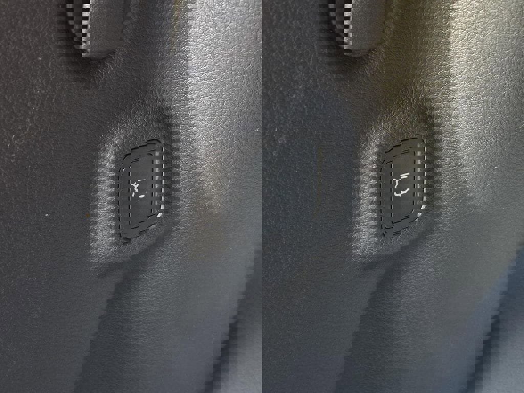 New 2026 Jeep Compass Latitude image 9