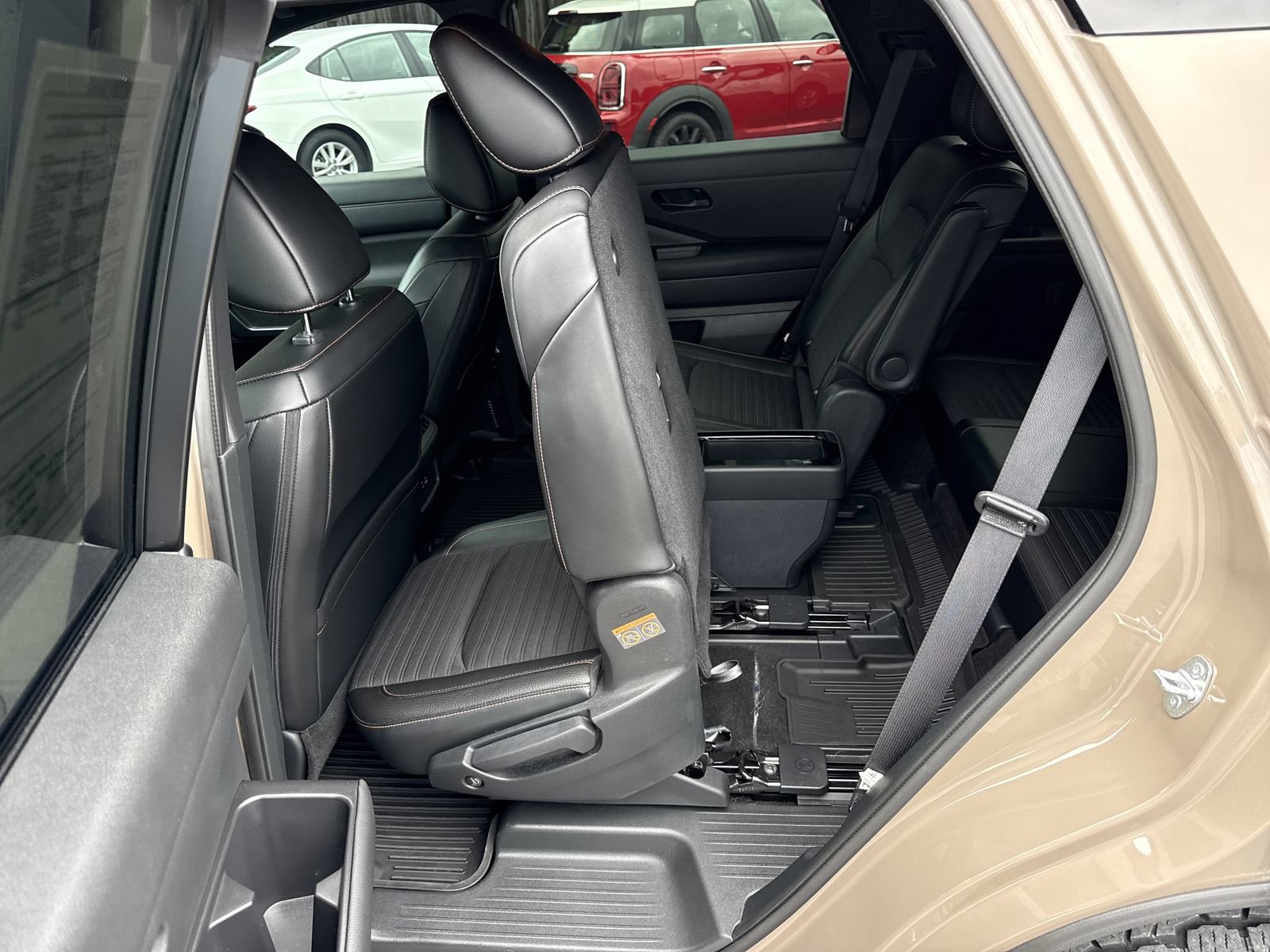 Used 2023 Nissan Pathfinder Rock Creek AWD/4WD image 11