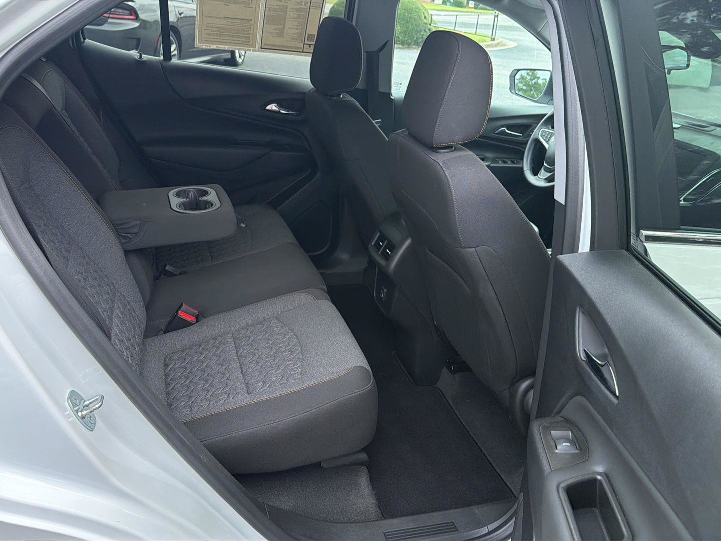 Used 2023 Chevrolet Equinox LT FWD image 12
